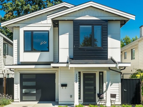 1324 15Th Street W, North Vancouver, BC - Outdoor