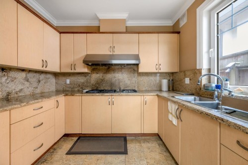 7351 Grandy Road, Richmond, BC - Indoor Photo Showing Kitchen With Double Sink