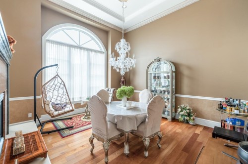 7351 Grandy Road, Richmond, BC - Indoor Photo Showing Dining Room