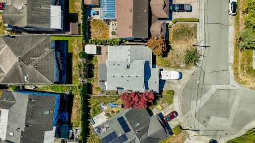 5962 49A Avenue, Delta, BC - 