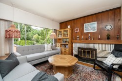 3554 Hastings Street  Port Coquitlam, BC V3B 4N4