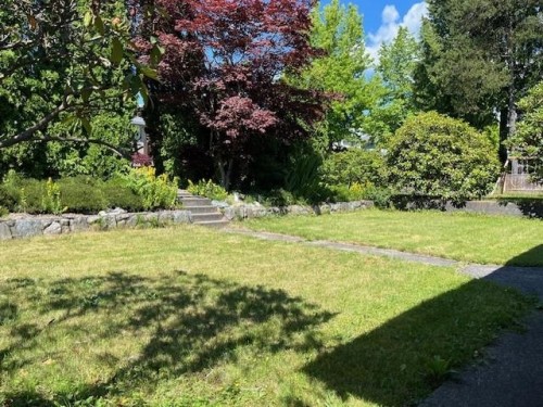 4840 Parker Street, Burnaby, BC - Outdoor