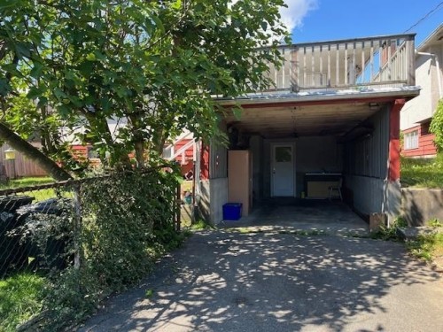 4840 Parker Street, Burnaby, BC - Outdoor
