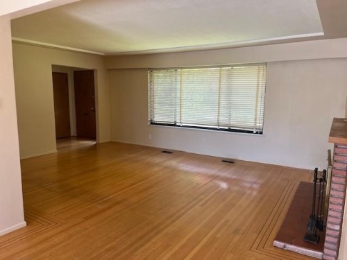 4840 Parker Street, Burnaby, BC - Indoor Photo Showing Other Room