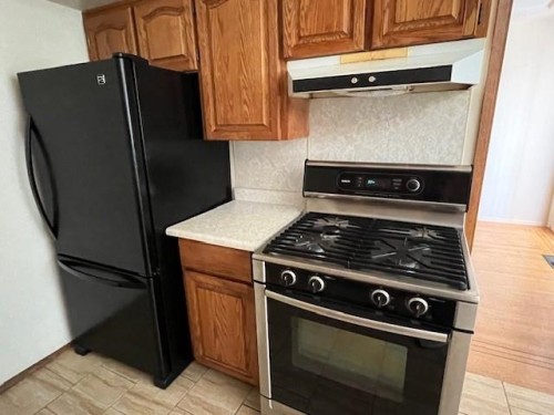 4840 Parker Street, Burnaby, BC - Indoor Photo Showing Kitchen