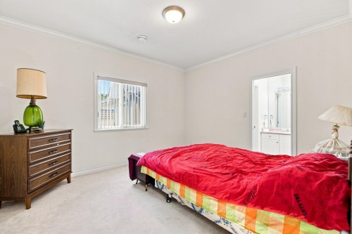 10031 Leonard Road, Richmond, BC - Indoor Photo Showing Bedroom
