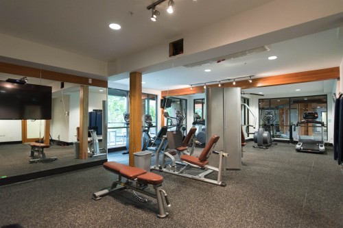 117-723 3Rd Street W, North Vancouver, BC - Indoor Photo Showing Gym Room