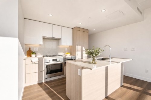 1306-901 Lougheed Highway, Coquitlam, BC - Indoor Photo Showing Kitchen With Upgraded Kitchen