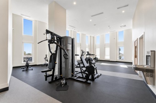 1306-901 Lougheed Highway, Coquitlam, BC - Indoor Photo Showing Gym Room