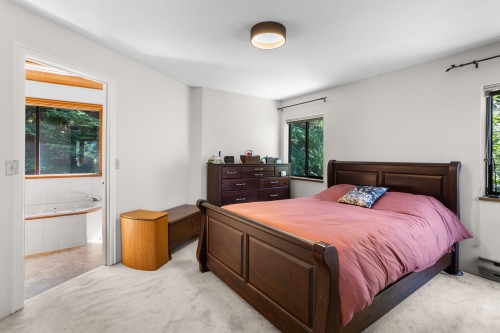 3456 Main Avenue, Belcarra, BC - Indoor Photo Showing Bedroom