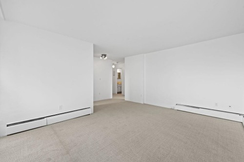 203-1250 Burnaby Street, Vancouver, BC - Indoor Photo Showing Other Room