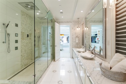 4768 4Th Avenue W, Vancouver, BC - Indoor Photo Showing Bathroom