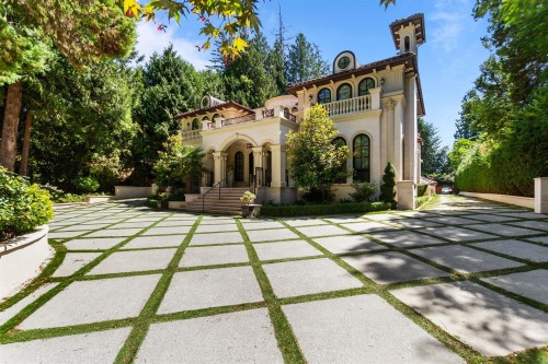 4768 4Th Avenue W, Vancouver, BC - Outdoor