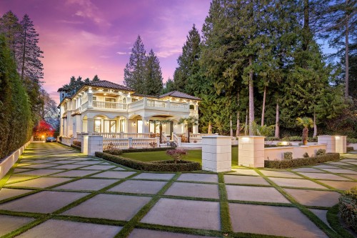 4768 4Th Avenue W, Vancouver, BC - Outdoor