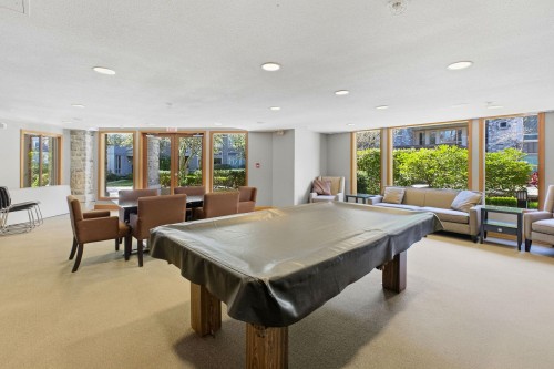 223-530 Raven Woods Drive, North Vancouver, BC - Indoor Photo Showing Other Room