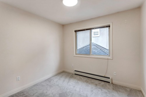 8468 Osler Street, Vancouver, BC - Indoor Photo Showing Other Room