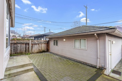 8468 Osler Street, Vancouver, BC - Outdoor