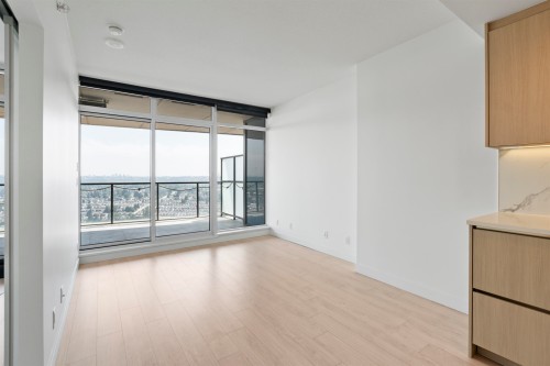 4108-4890 Lougheed Highway, Burnaby, BC - Indoor Photo Showing Other Room