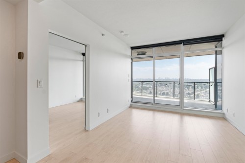 4108-4890 Lougheed Highway, Burnaby, BC - Indoor Photo Showing Other Room