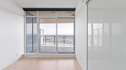 4108-4890 Lougheed Highway, Burnaby, BC - Indoor Photo Showing Other Room