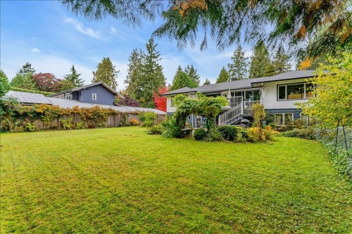360 Keith Road, West Vancouver, BC - Outdoor