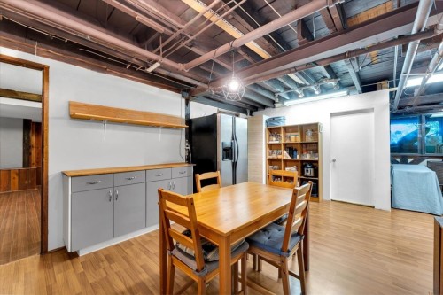 360 Keith Road, West Vancouver, BC - Indoor Photo Showing Basement