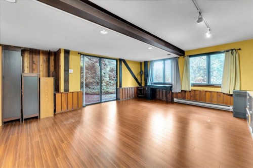 360 Keith Road, West Vancouver, BC - Indoor