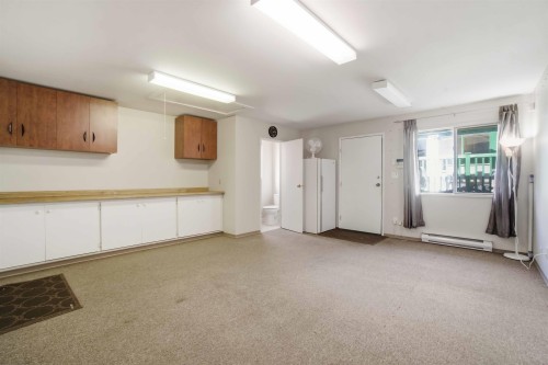 3580 Broadway Street, Richmond, BC - Indoor