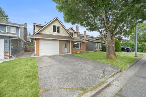 10540 Yarmish Drive, Richmond, BC - Outdoor With Facade
