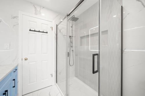 10540 Yarmish Drive, Richmond, BC - Indoor Photo Showing Bathroom