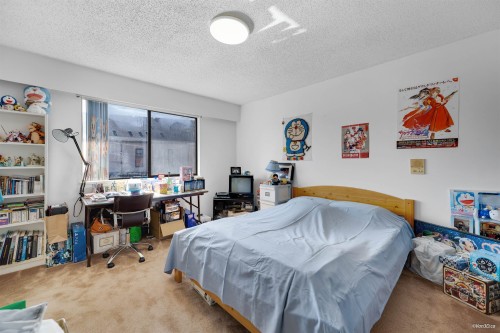 10613 Yarmish Drive, Richmond, BC - Indoor Photo Showing Bedroom
