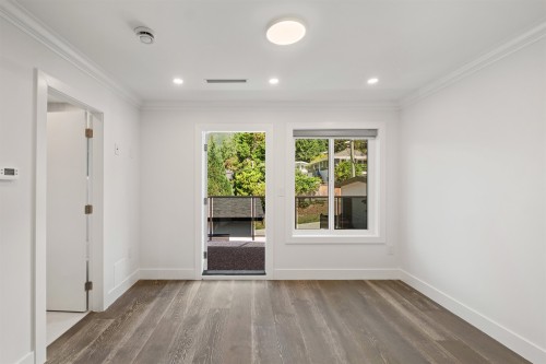 812 Montroyal Boulevard, North Vancouver, BC - Indoor Photo Showing Other Room