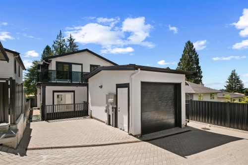 812 Montroyal Boulevard, North Vancouver, BC - Outdoor With Exterior