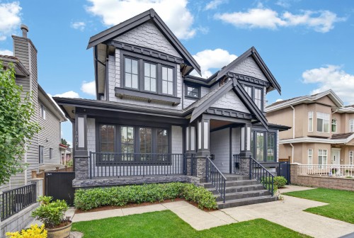 1010 55Th Avenue E, Vancouver, BC - Outdoor With Deck Patio Veranda With Facade