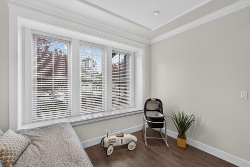 1010 55Th Avenue E, Vancouver, BC - Indoor Photo Showing Bedroom