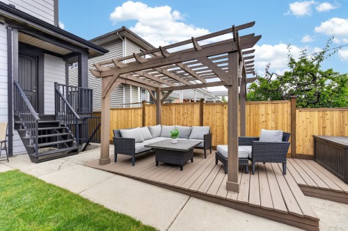 1010 55Th Avenue E, Vancouver, BC - Outdoor With Deck Patio Veranda