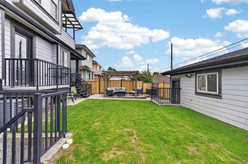 1010 55Th Avenue E, Vancouver, BC - Outdoor With Deck Patio Veranda