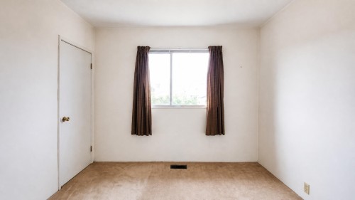 2748 6Th Avenue E, Vancouver, BC - Indoor Photo Showing Other Room
