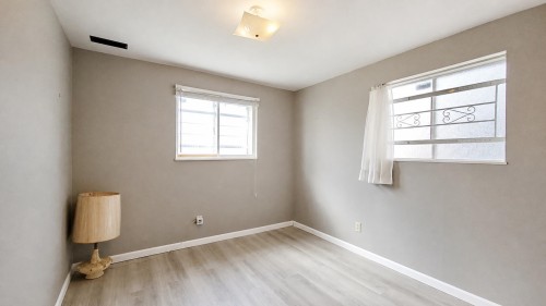 2748 6Th Avenue E, Vancouver, BC - Indoor Photo Showing Other Room
