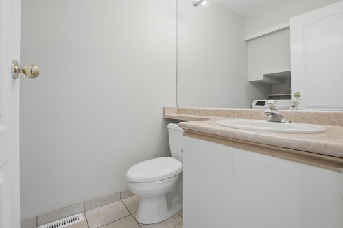 45-4756 62 Street, Delta, BC - Indoor Photo Showing Bathroom