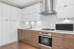 216-1777 7th Avenue W Vancouver, BC V6J 0E5