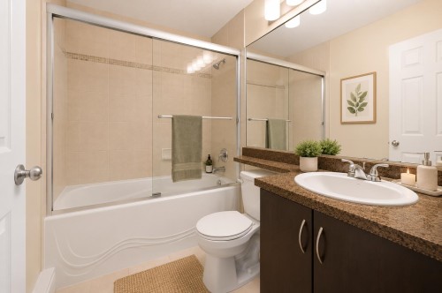 3-9751 Ferndale Road, Richmond, BC - Indoor Photo Showing Bathroom