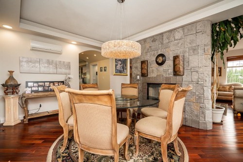 1496 Johnson Street, Coquitlam, BC - Indoor Photo Showing Dining Room