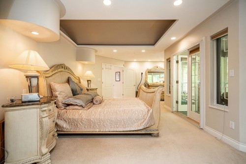 1496 Johnson Street, Coquitlam, BC - Indoor Photo Showing Bedroom