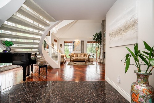 1496 Johnson Street, Coquitlam, BC - Indoor Photo Showing Other Room