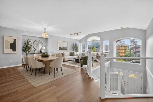 38 Timbercrest Drive, Port Moody, BC - Indoor Photo Showing Dining Room