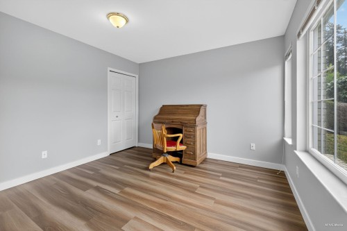 38 Timbercrest Drive, Port Moody, BC - Indoor Photo Showing Other Room