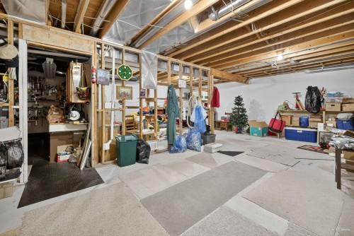 38 Timbercrest Drive, Port Moody, BC - Indoor Photo Showing Basement