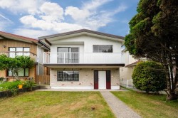 2539 34th Avenue E Vancouver, BC V5R 2T1
