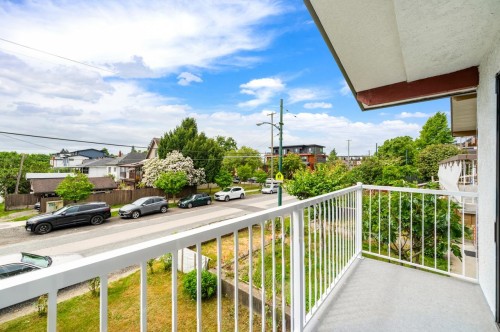 2539 34Th Avenue E, Vancouver, BC - Outdoor